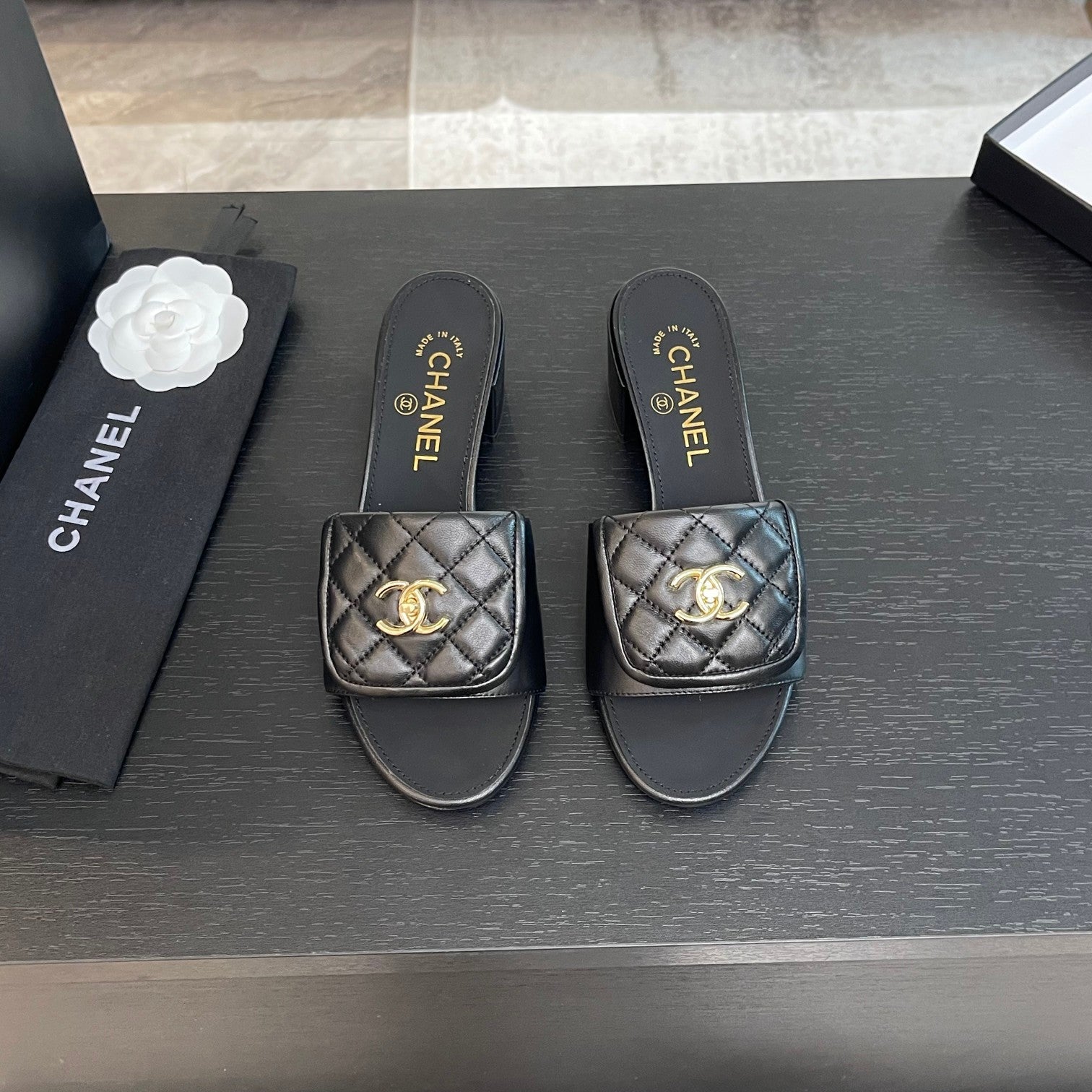 CHANEL MID-HEEL 5 CM MULE IN BLACK LAMBSKIN
