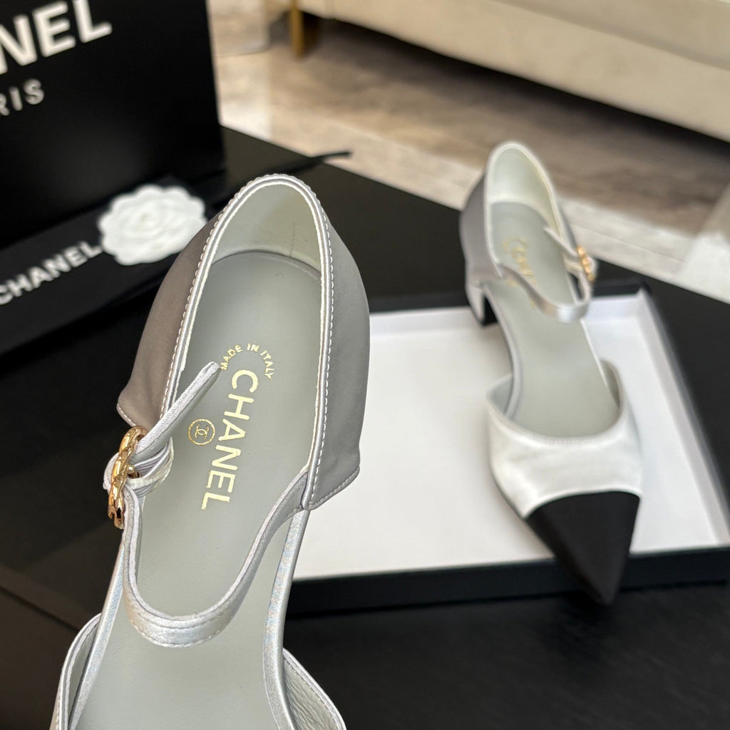 CHANEL BLOCK HEEL SLINGBACKS IN SILVER MIX BLACK SILK FABRIC