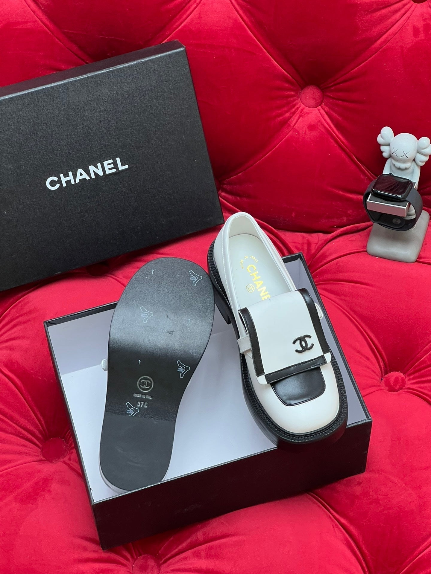 CHANEL MOASIN LOAFER IN WHITE MIX BLACK LAMBSKIN