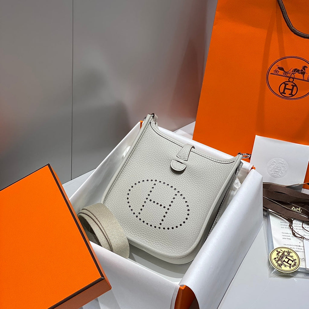 HERMES MINI NEO 18 EVELYNE BAG IN GREY GRAINED CALFSKIN