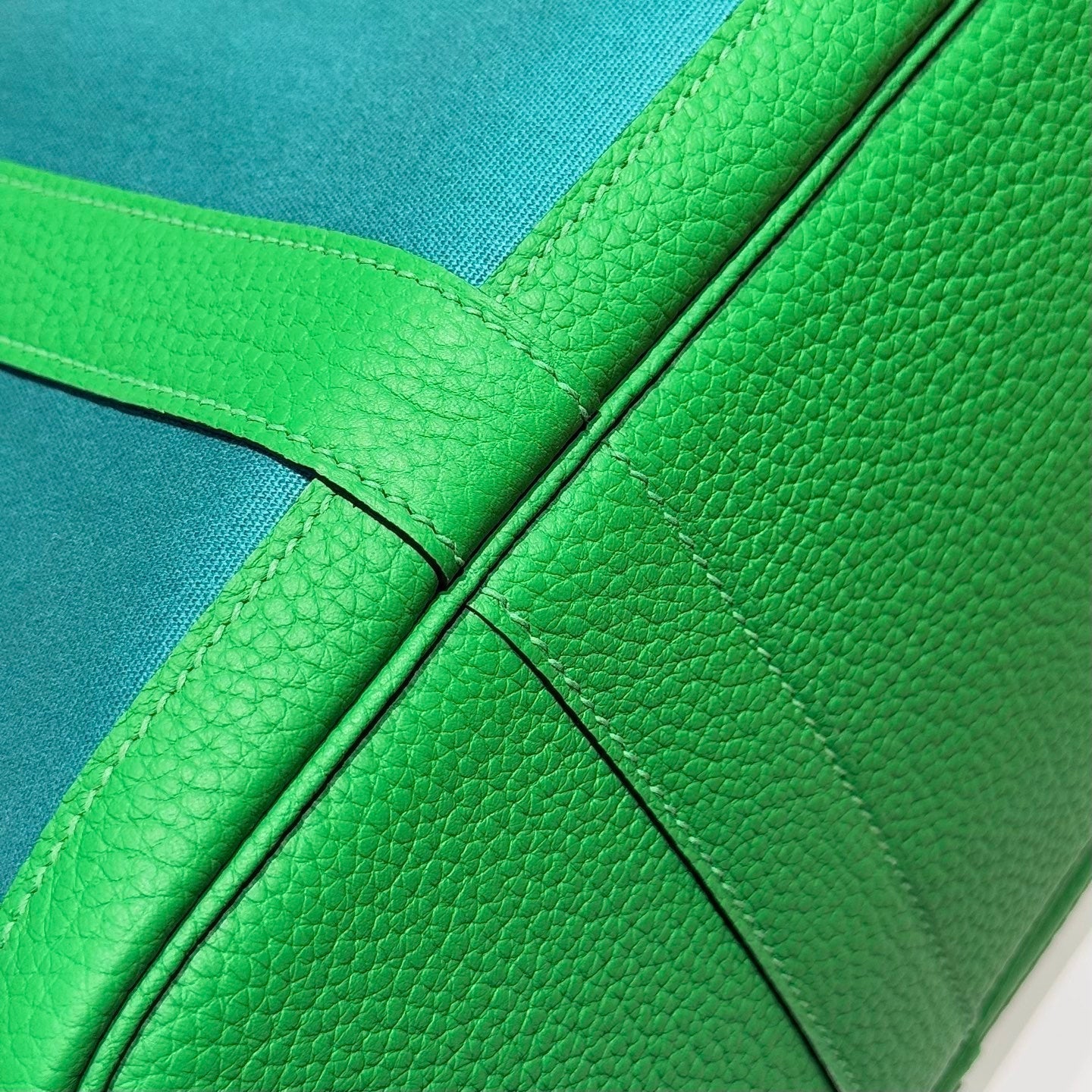 HERMES GARDEN PARTY 30CM IN CADMIUM GREEN TOILETS COTTON CANVAS AND GREEN CALFSKIN