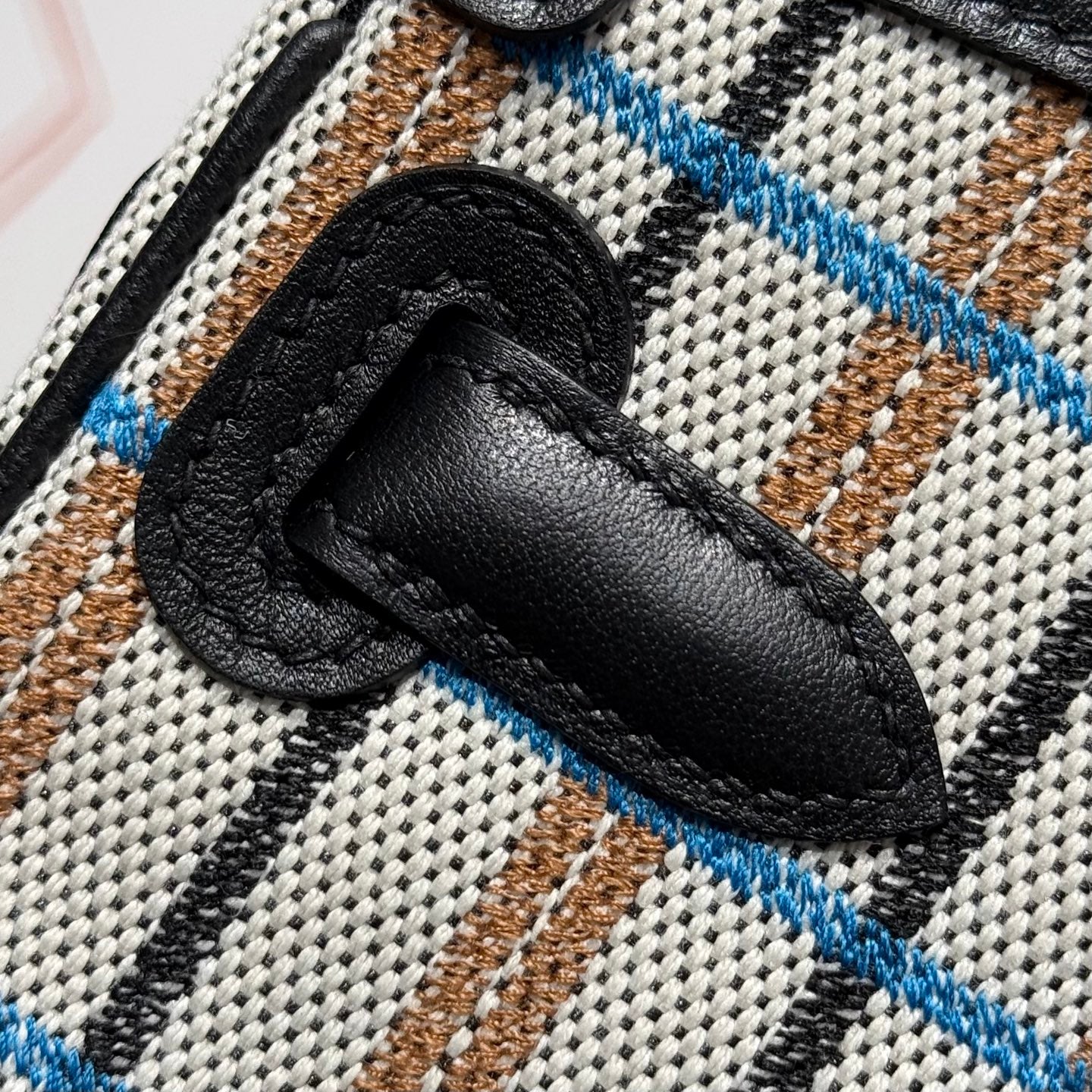 HERMES BIRKIN SHOULDER 29 IN BLACK CALFSKIN ÉCRU/NOIR/FAUVE/NOIR/BLEU ZANZIBAR EMBROIDERY PLAID CANVAS