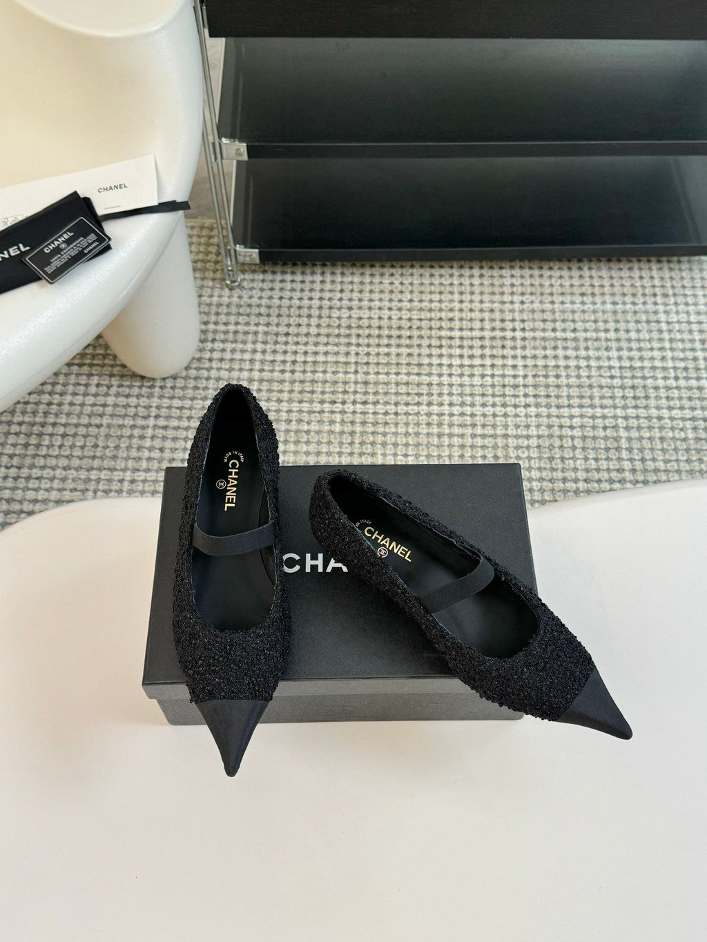 CHANEL MARY JANE IN BLACK WOOL TWEED AND SATIN