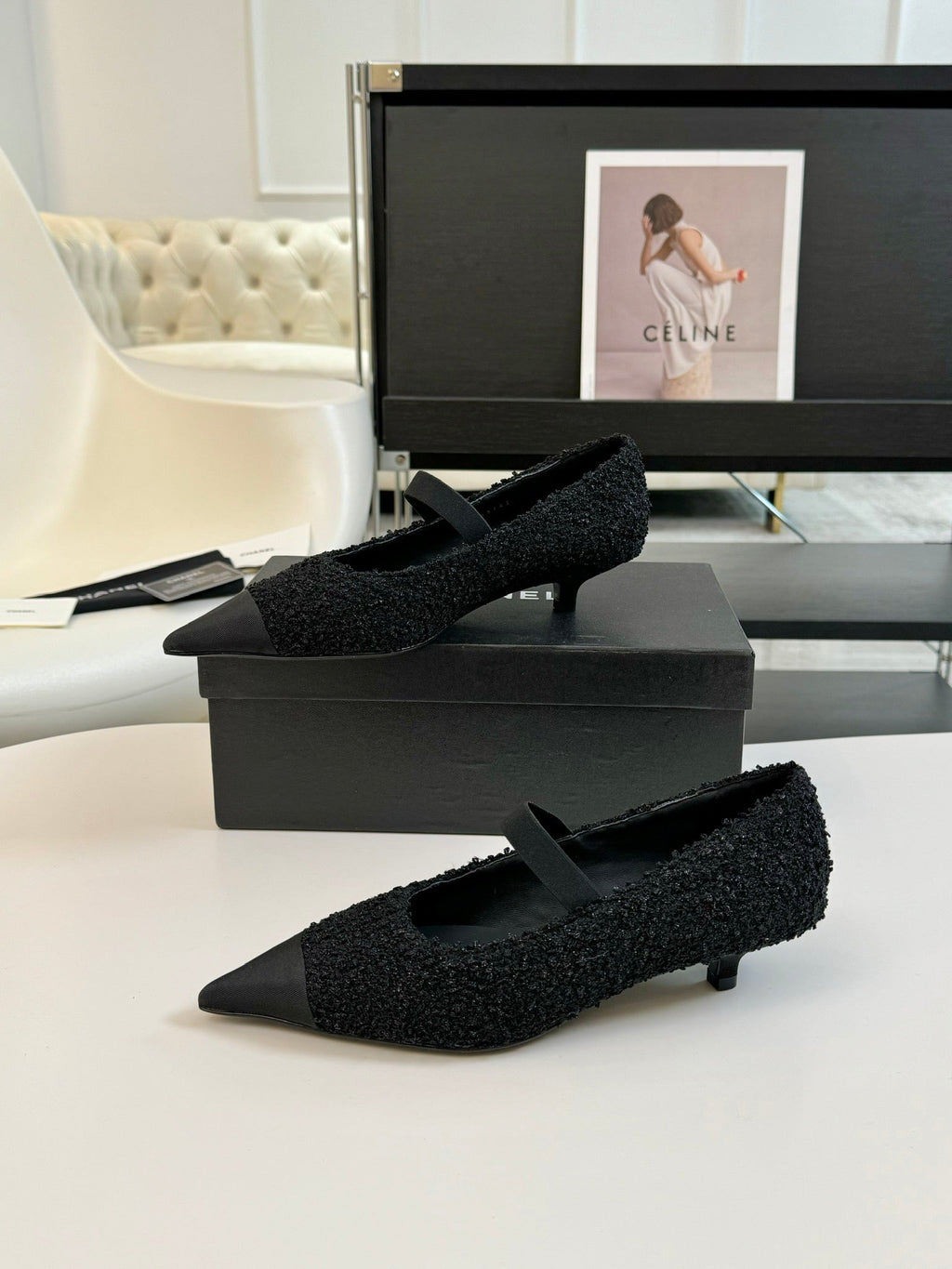 CHANEL MARY JANE IN BLACK WOOL TWEED AND SATIN