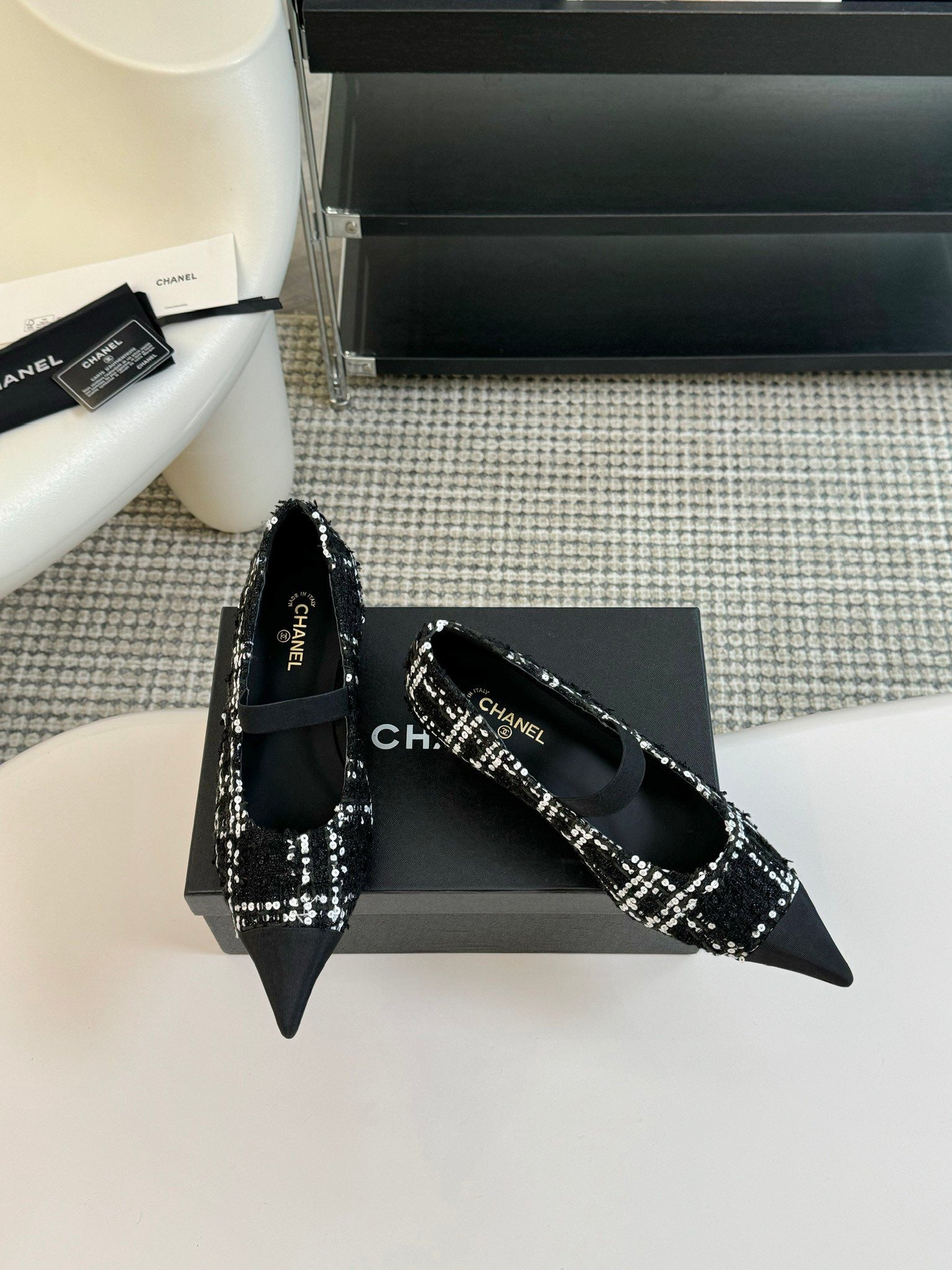 CHANEL MARY JANE IN BLACK MIX WHITE WOOL TWEED