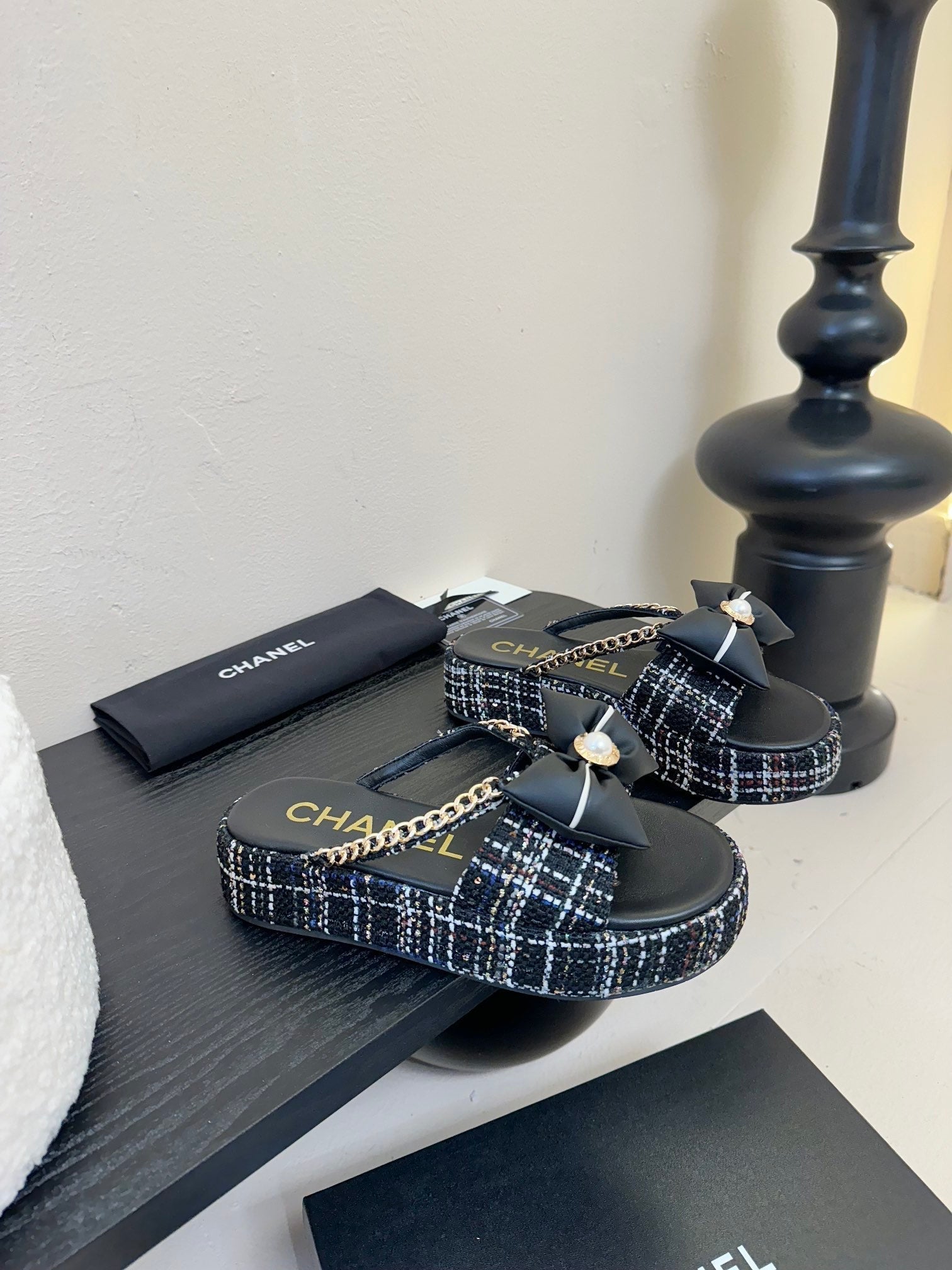CHANEL PLATFORM FLIP-FLOPS IN BLACK TWEED FABRIC