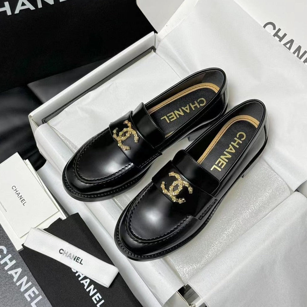 CHANEL LOAFER BLACK CALFSKIN WITH META LOGO