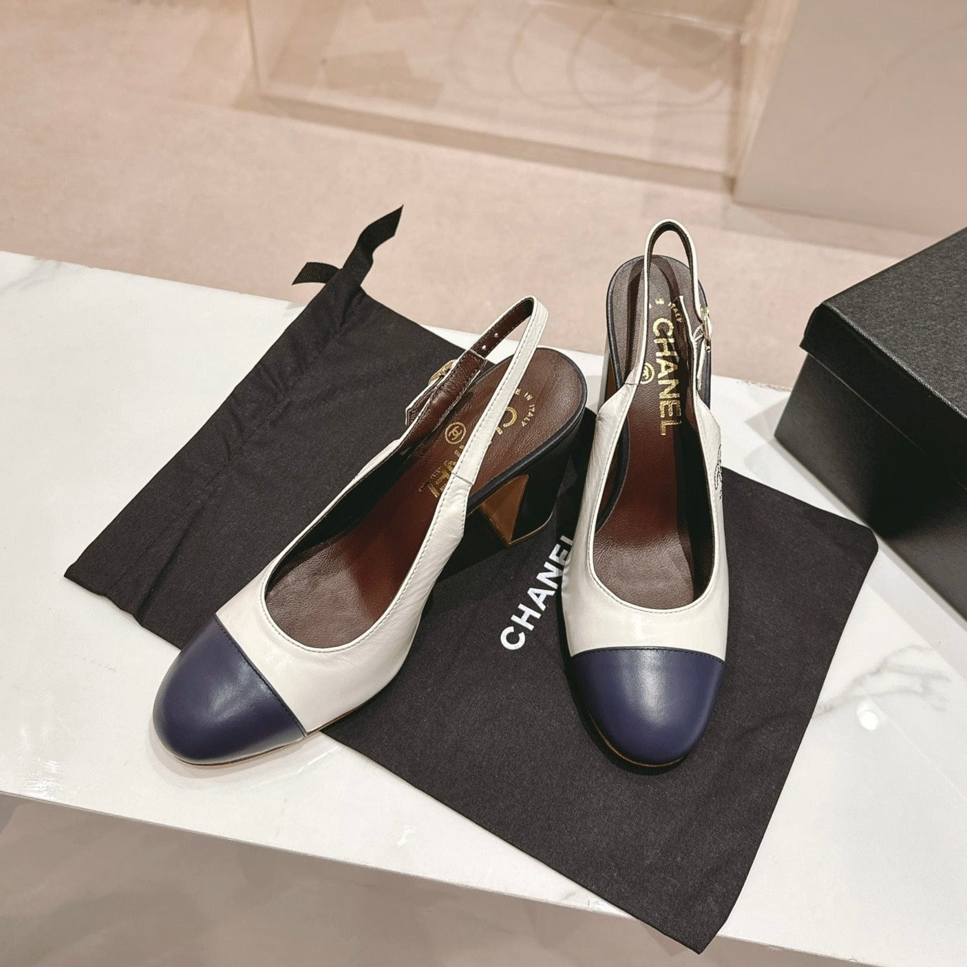 CHANEL HIGH SLINGBACKS WHITE MIX BLACK SHEEPSKIN
