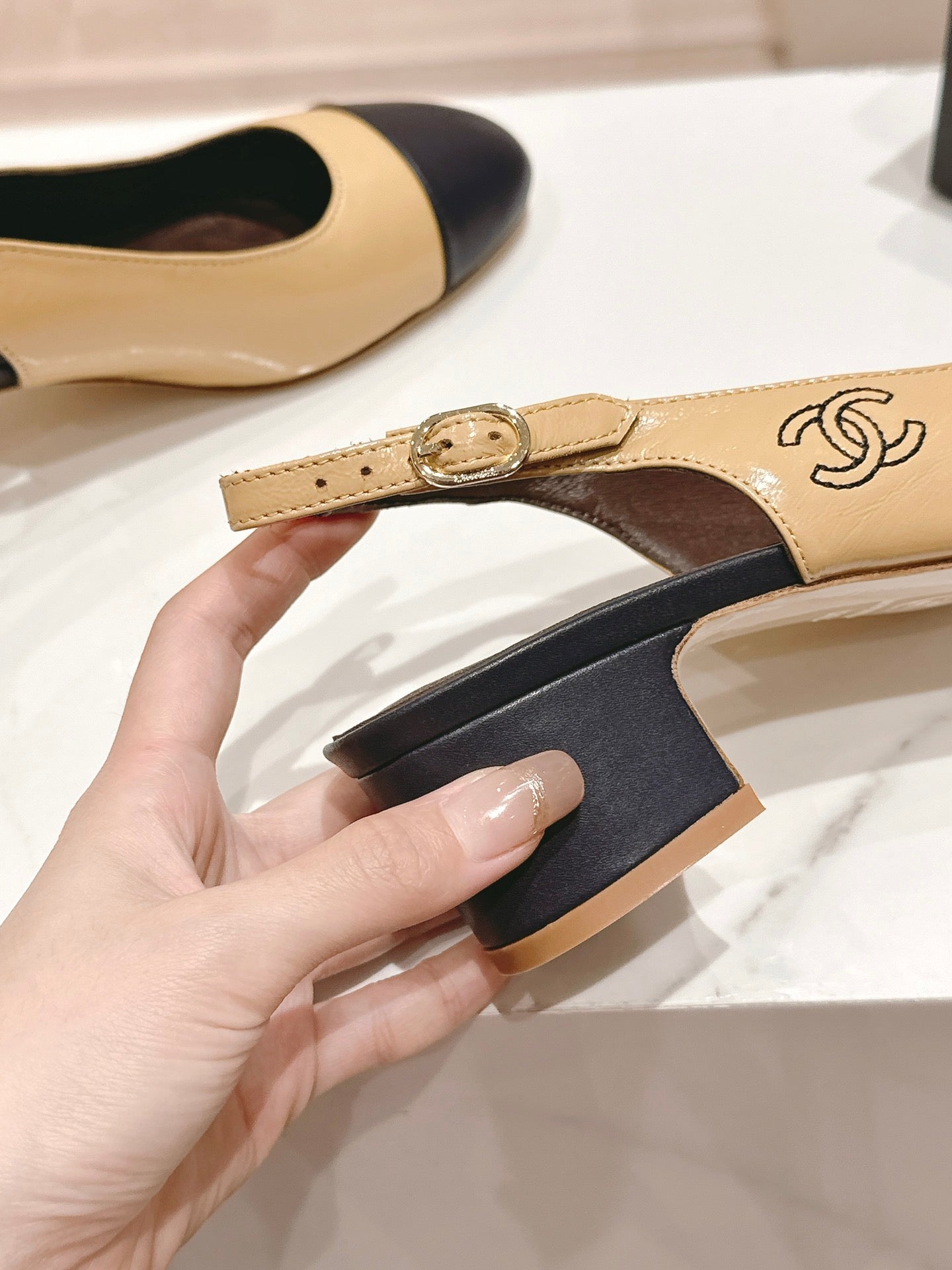 CHANEL SLINGBACKS PEANUT BROWN MIX BLACK SHEEPSKIN