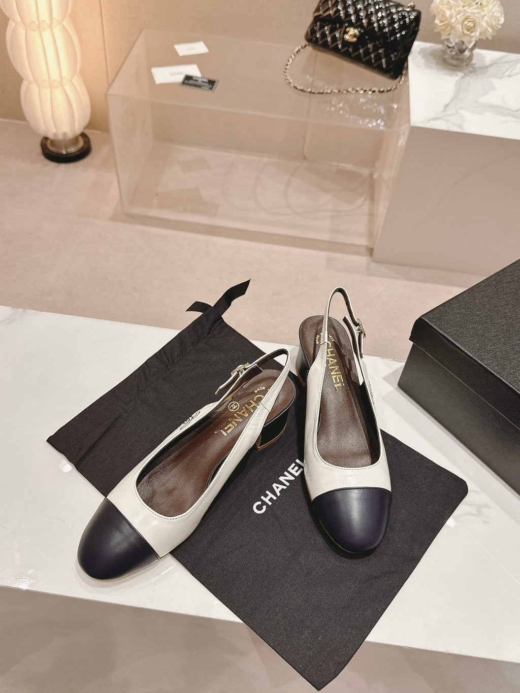 CHANEL SLINGBACKS WHITE MIX BLACK SHEEPSKIN