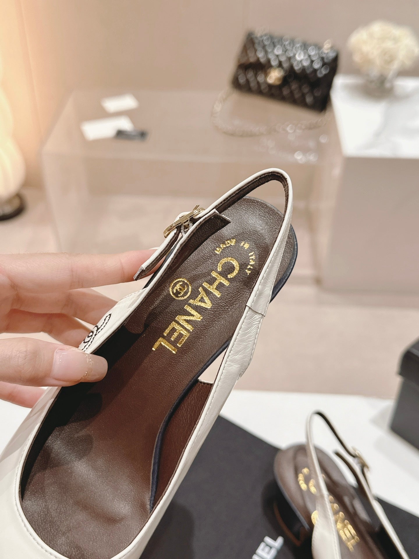 CHANEL SLINGBACKS WHITE MIX BLACK SHEEPSKIN