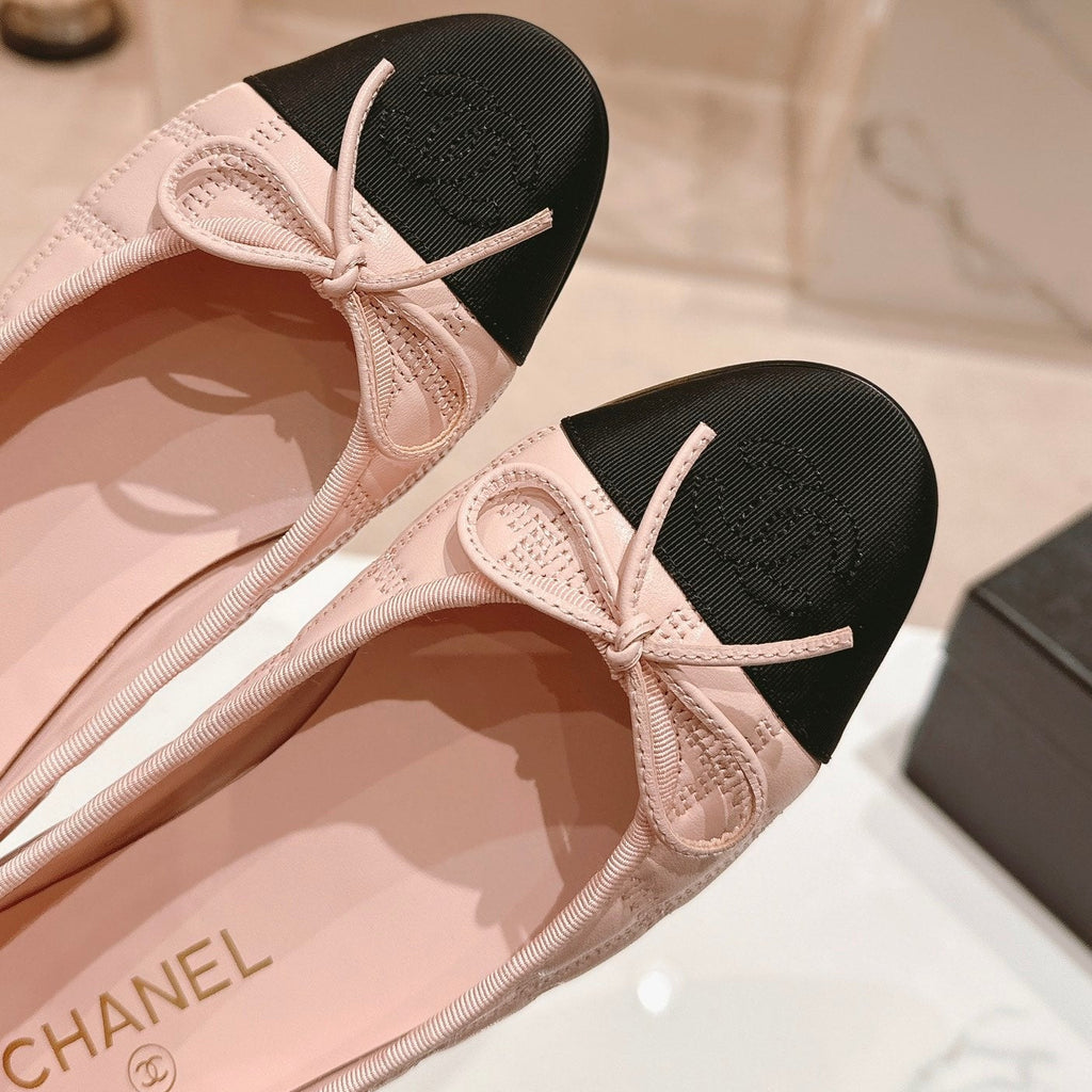 CHANEL Double C New Ballet Flats Light Pink Black Lambskin