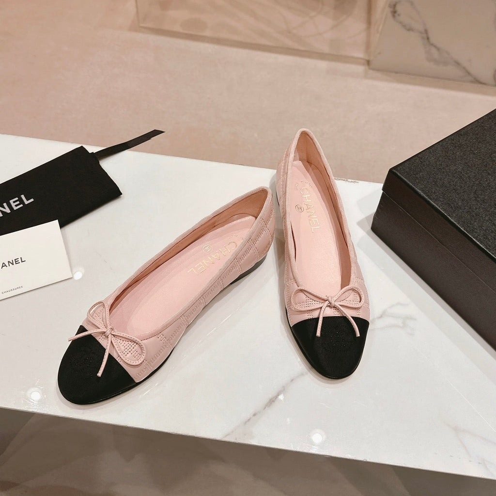 CHANEL Double C New Ballet Flats Light Pink Black Lambskin