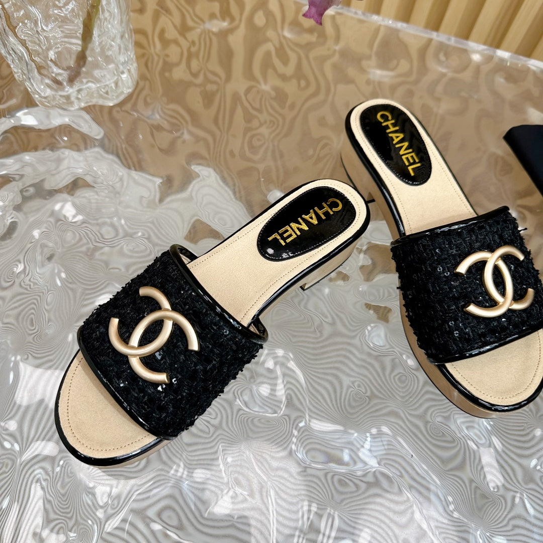 CHANEL PLATFORM SLIPPERS IN BLACK TWEED AND LAMBSKIN