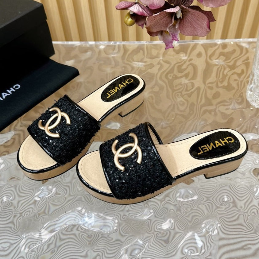 CHANEL PLATFORM SLIPPERS IN BLACK TWEED AND LAMBSKIN