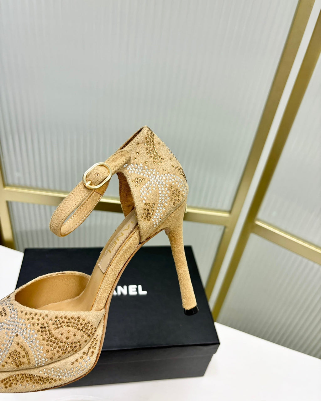 CHANEL HIGH HEELS ONE STRAP IN BEIGE CREAM GOATSKIN