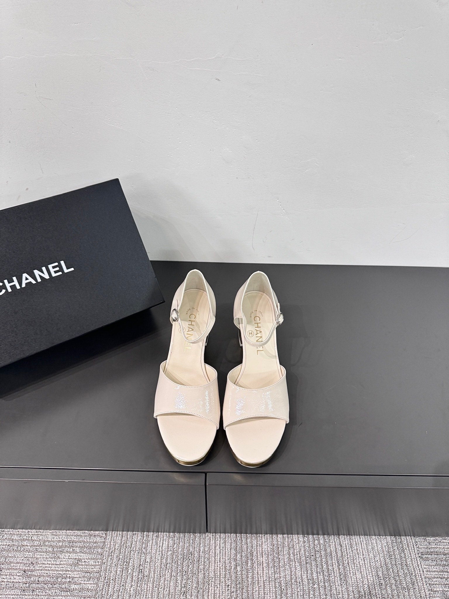 CHANEL BLOCK HEEL SANDALS WHITE SHEEPSKIN