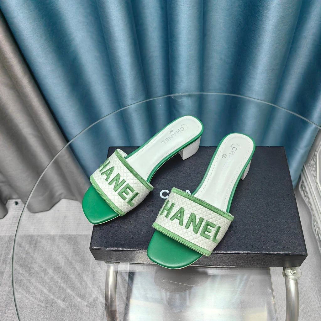 CHANEL MULE SANDAL 45 WHITE MIX LIGHT GREEN FABRIC EMBROIDERY