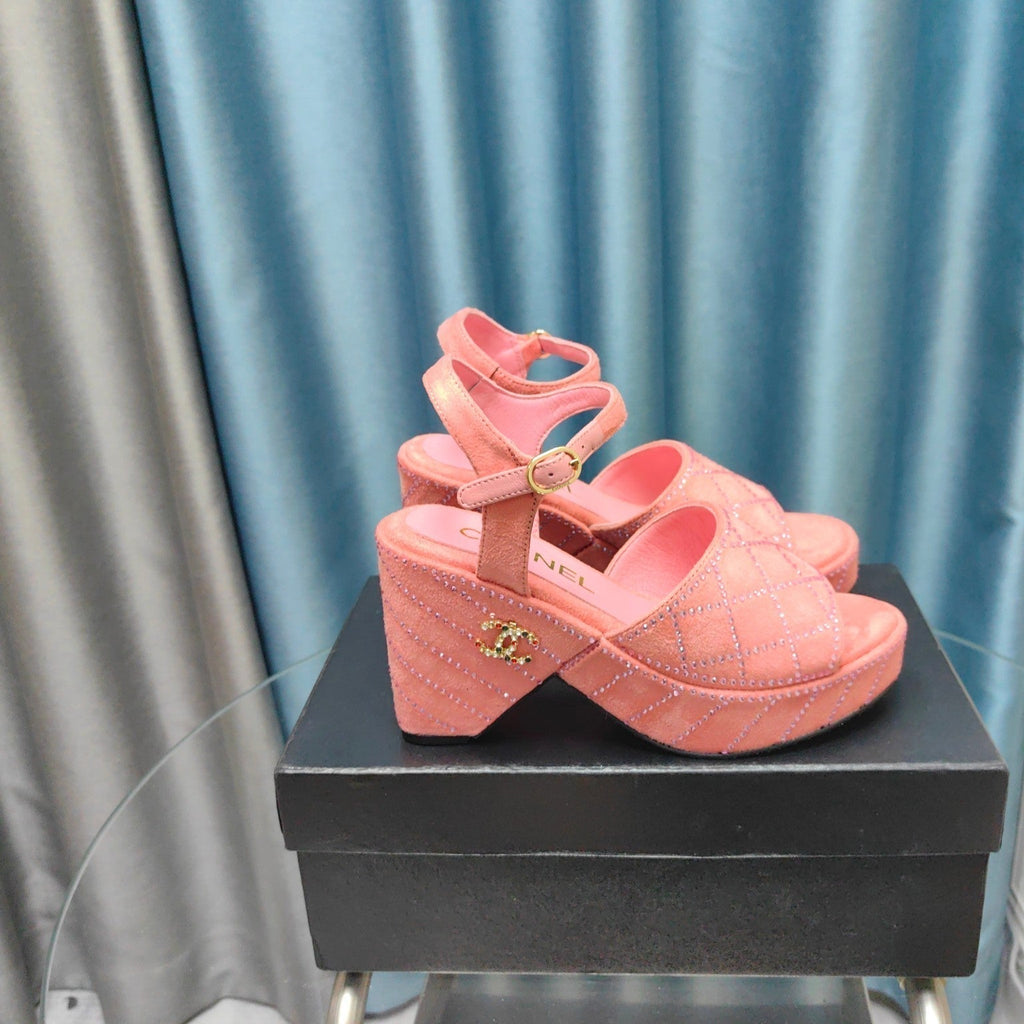 CHANEL THICK-SOLED WEDGE SANDALS IN LIGHT PINK SUEDE