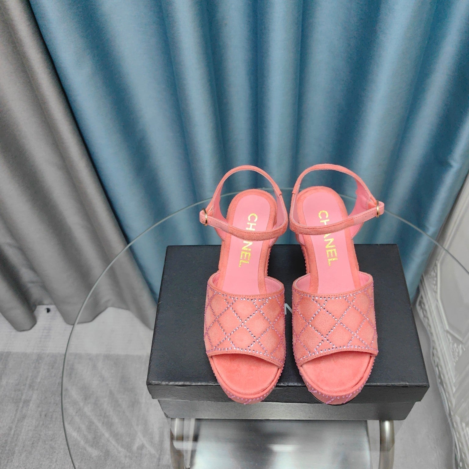CHANEL THICK-SOLED WEDGE SANDALS IN LIGHT PINK SUEDE