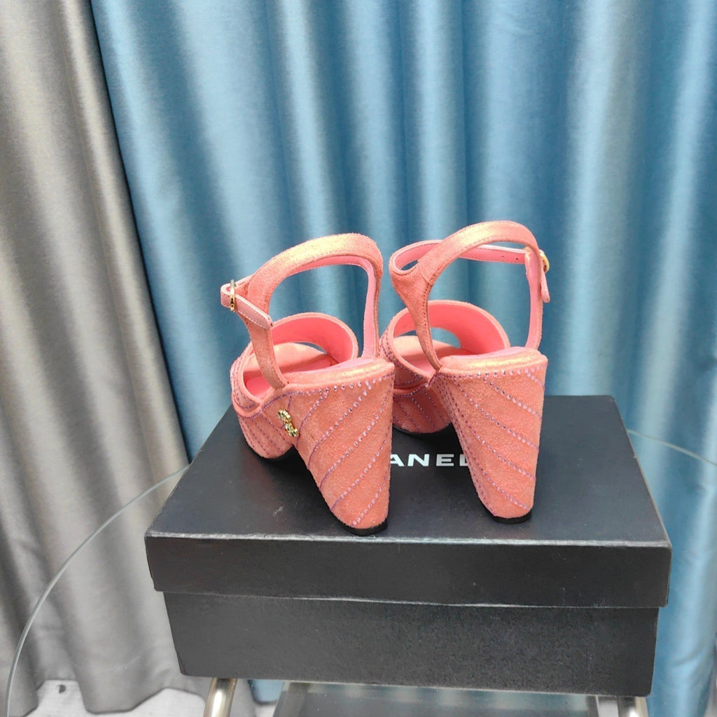 CHANEL THICK-SOLED WEDGE SANDALS IN LIGHT PINK SUEDE