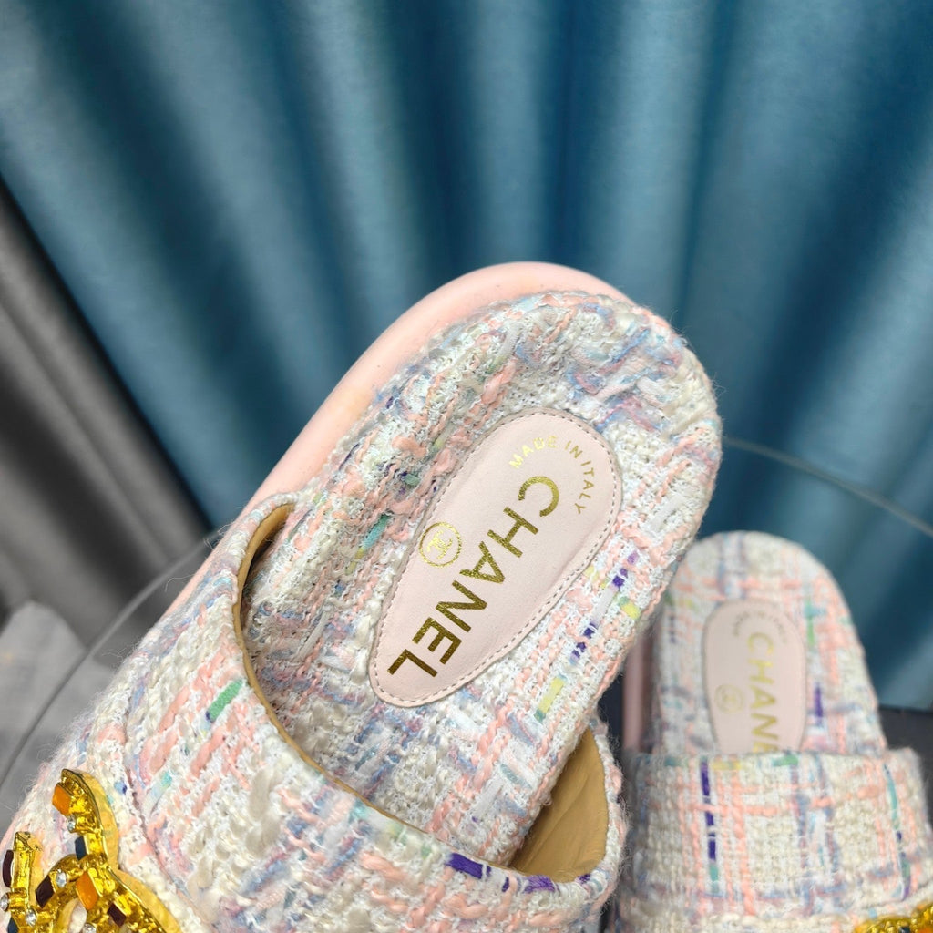 CHANEL PLATFORM HEELS SANDALS IN LIGHT PINK TWEED