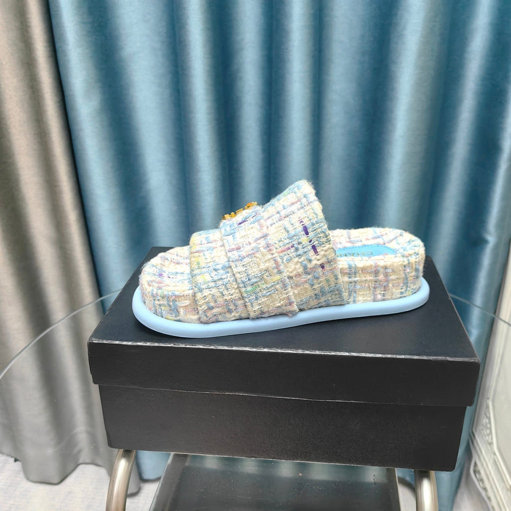 CHANEL PLATFORM HEELS SANDALS IN LIGHT BLUE TWEED