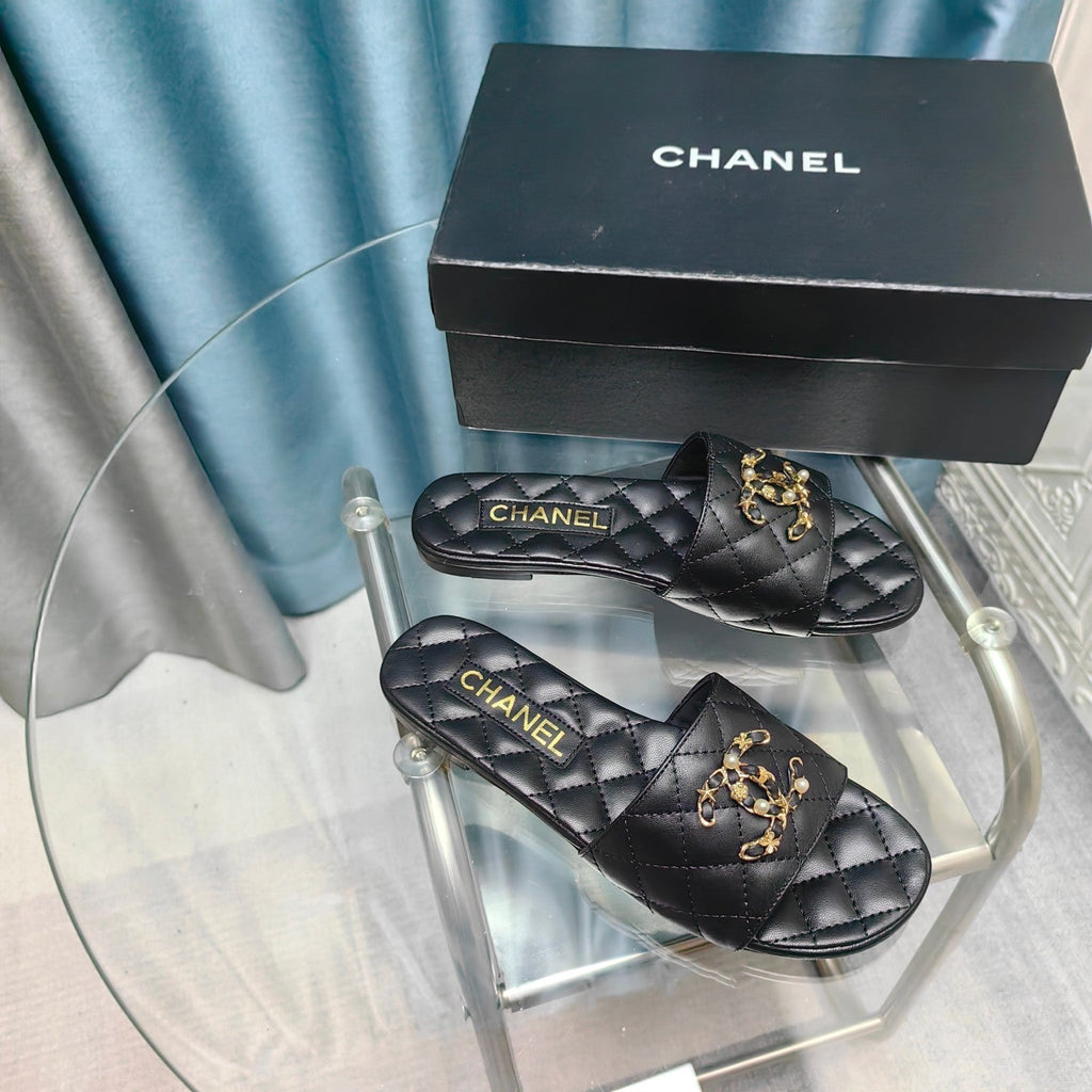 CHANEL QUILTED SLIPPERS BLACK SHEEPSKIN