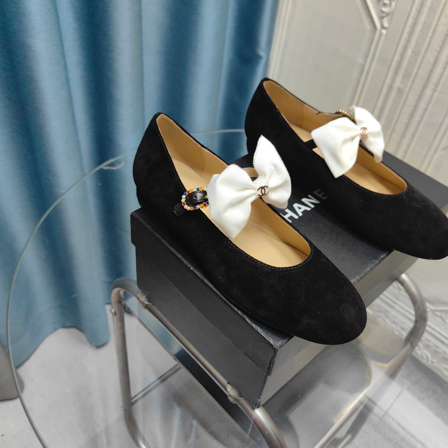 CHANEL MARY JANE SHOES BLACK SUEDE WITH WHITE BOW