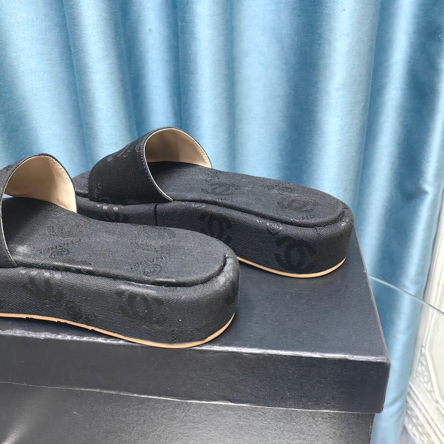 CHANEL THICK-SOLE SLIPPERS BLACK SATIN