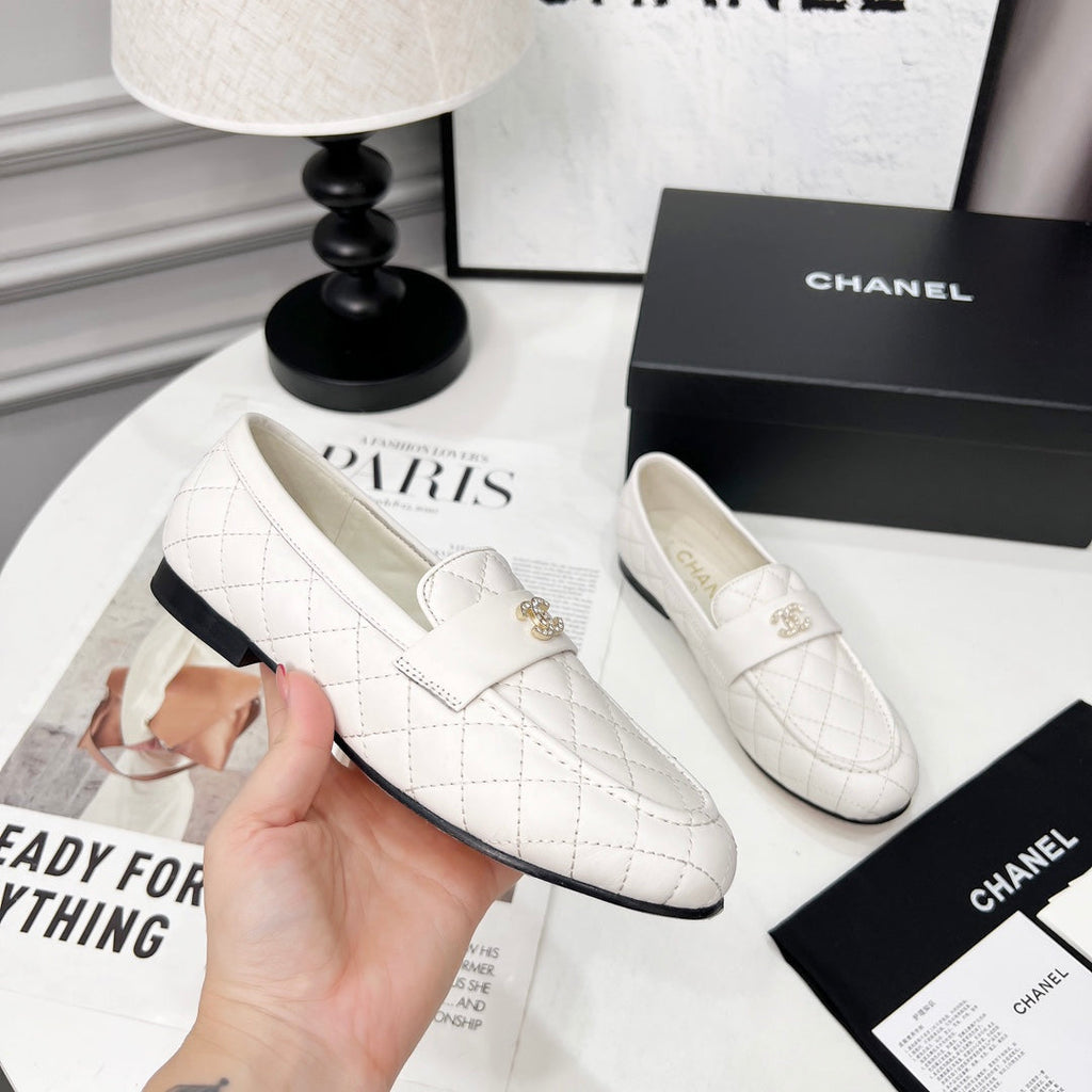 CHANEL 25S LOAFER DANCE SHOES IN WHITE CALFSKIN GOLD HARDWARE