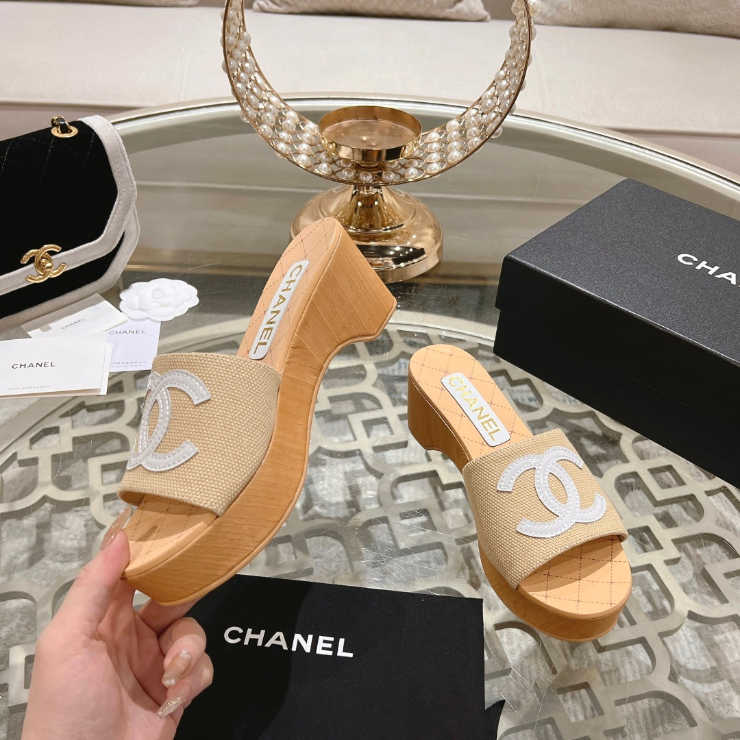 CHANEL WEDGE PLATFORM IN BEIGE CREAM LAMBSKIN WITH WHITE LOGO