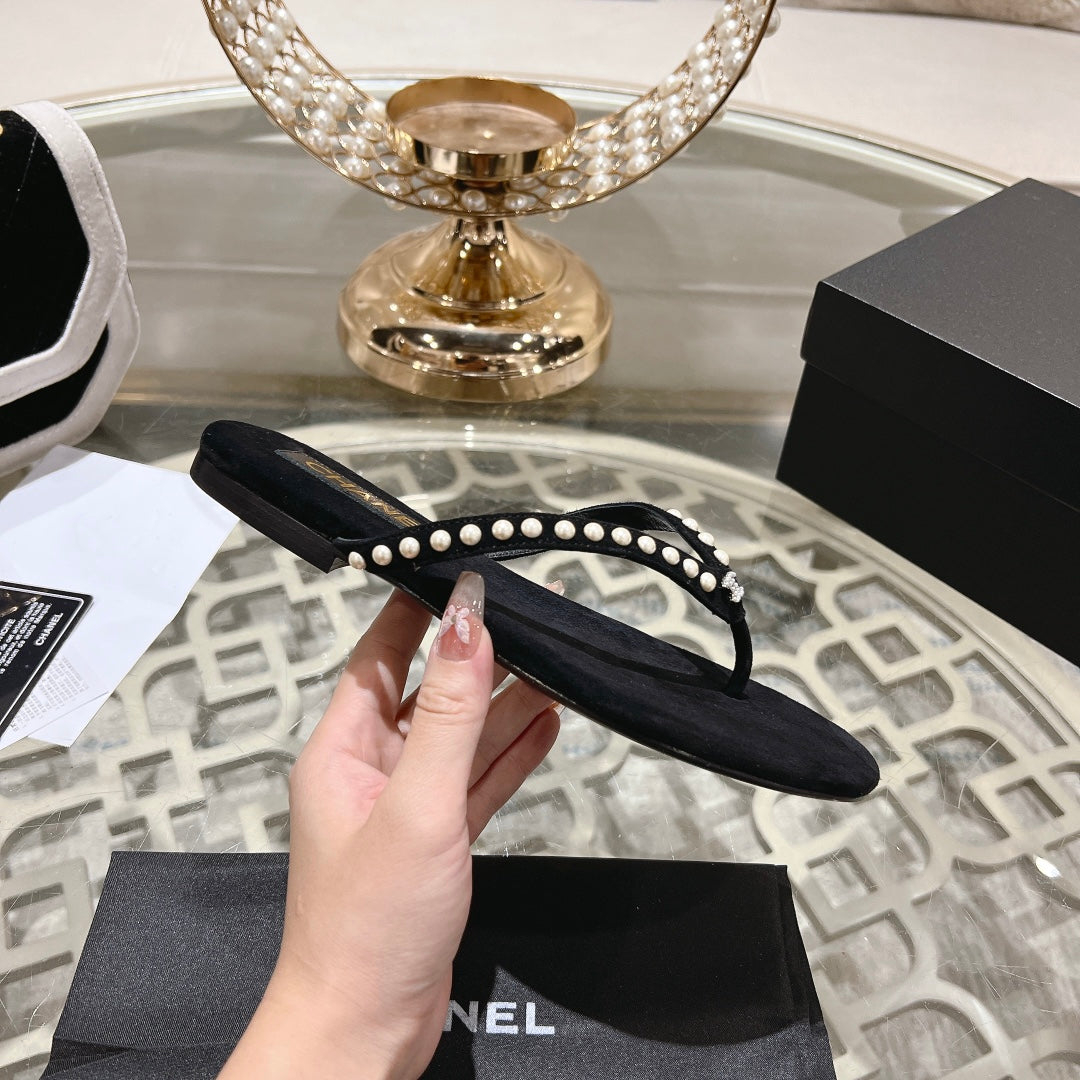 CHANEL PEARL THONG SANDAL IN BLACK SUEDE