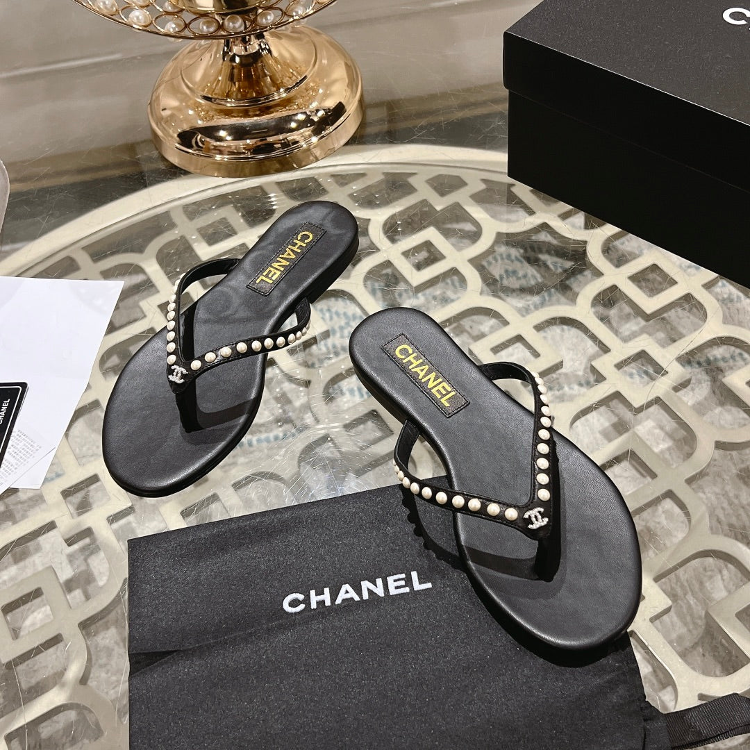 CHANEL PEARL THONG SANDAL IN BLACK LAMBSKIN