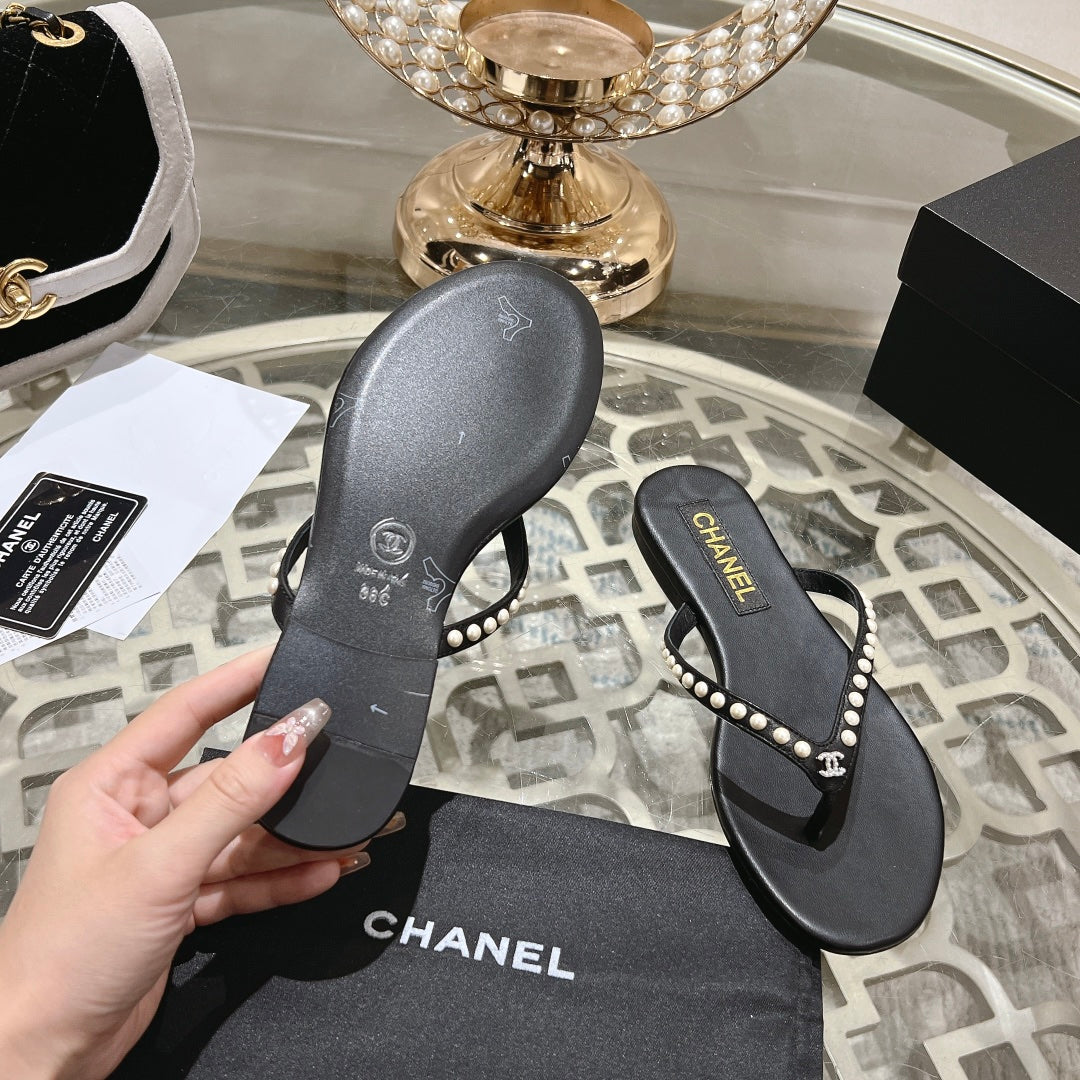 CHANEL PEARL THONG SANDAL IN BLACK LAMBSKIN