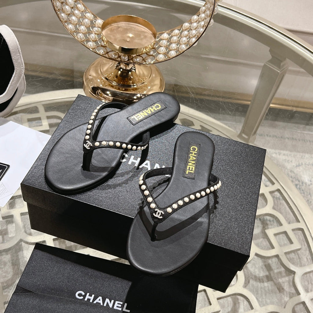 CHANEL PEARL THONG SANDAL IN BLACK LAMBSKIN