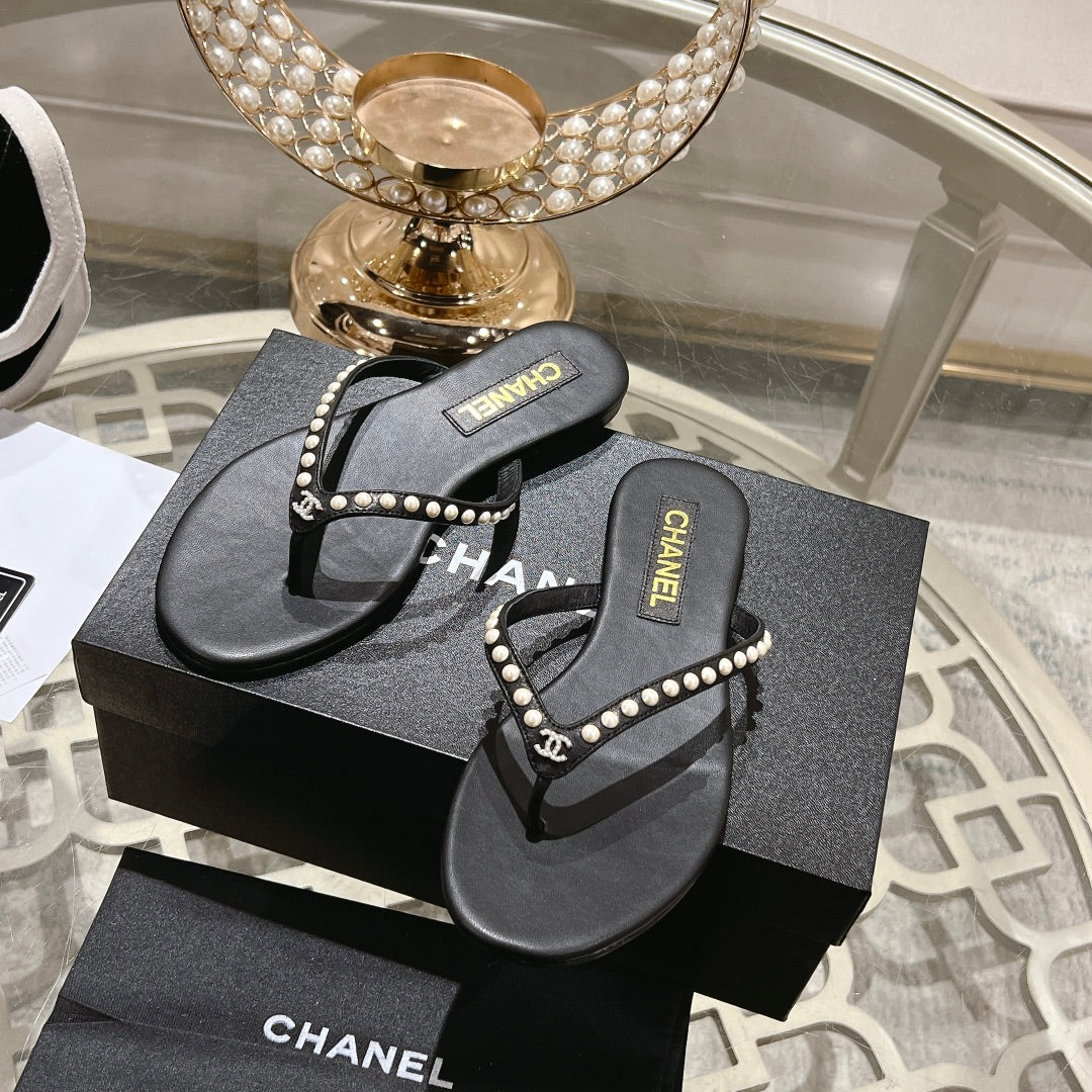 CHANEL PEARL THONG SANDAL IN BLACK LAMBSKIN