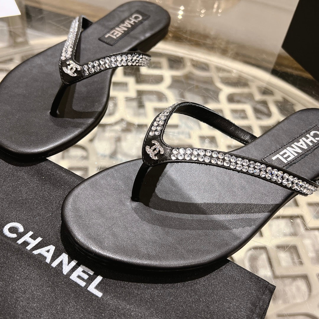 CHANEL RHINESTONES THONG SANDAL IN BLACK LAMBSKIN