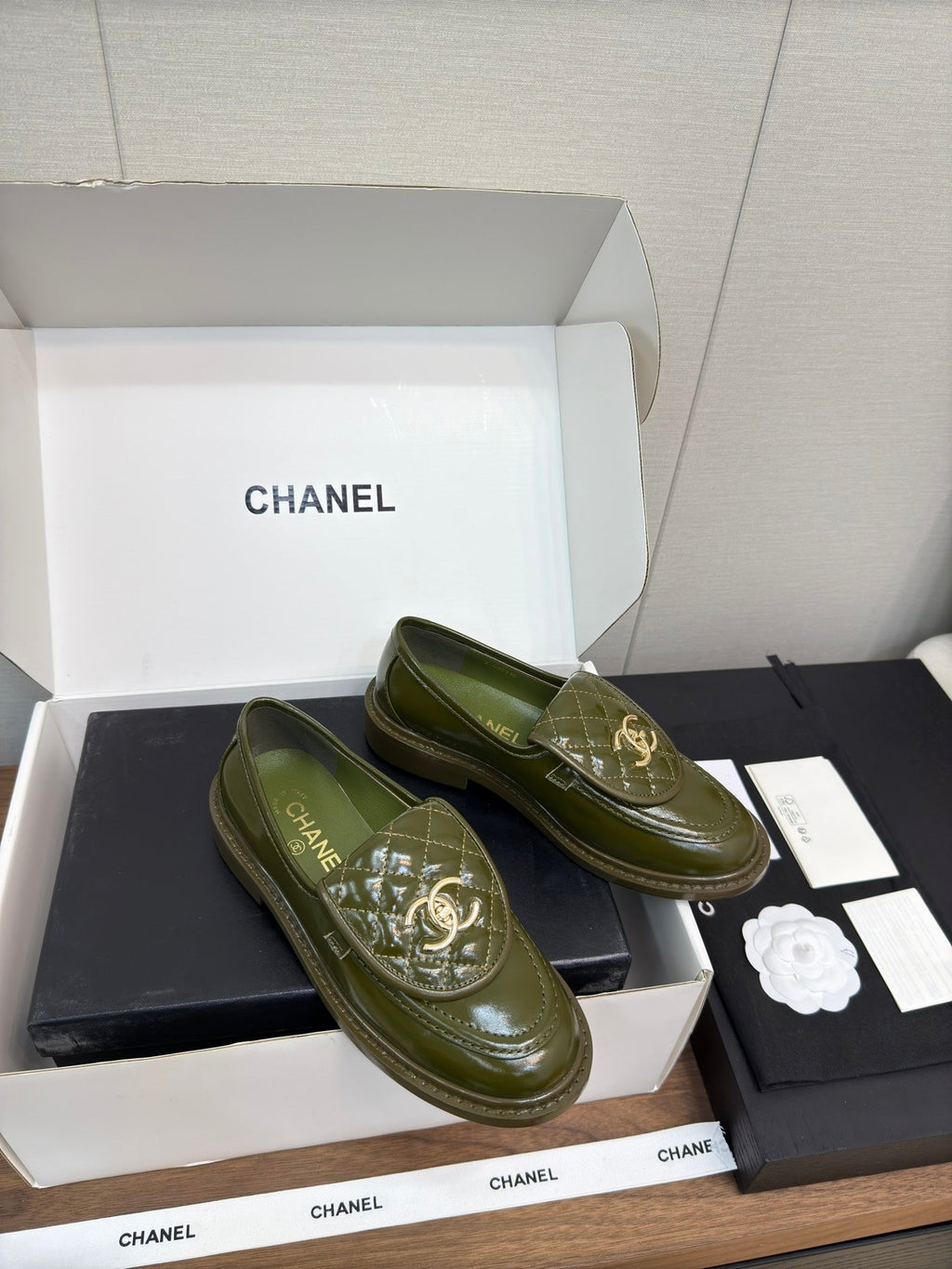 CHANEL MOASIN 2.5 CM IN ARMY GREEN PREMIUM LAMBSKIN