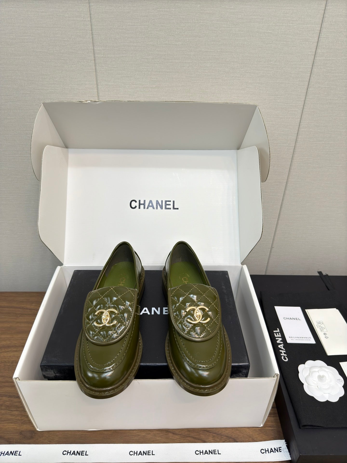 CHANEL MOASIN 2.5 CM IN ARMY GREEN PREMIUM LAMBSKIN