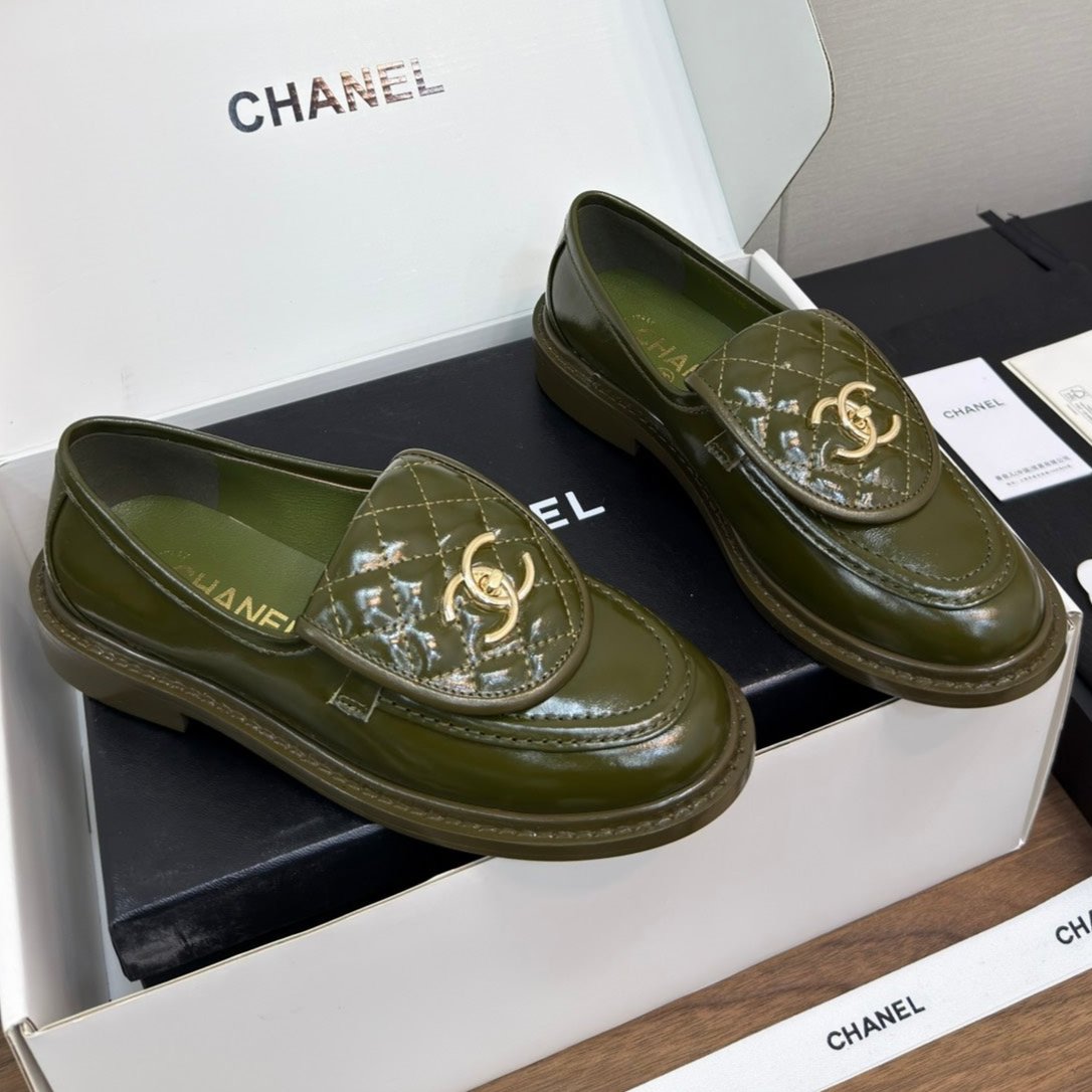CHANEL MOASIN 2.5 CM IN ARMY GREEN PREMIUM LAMBSKIN