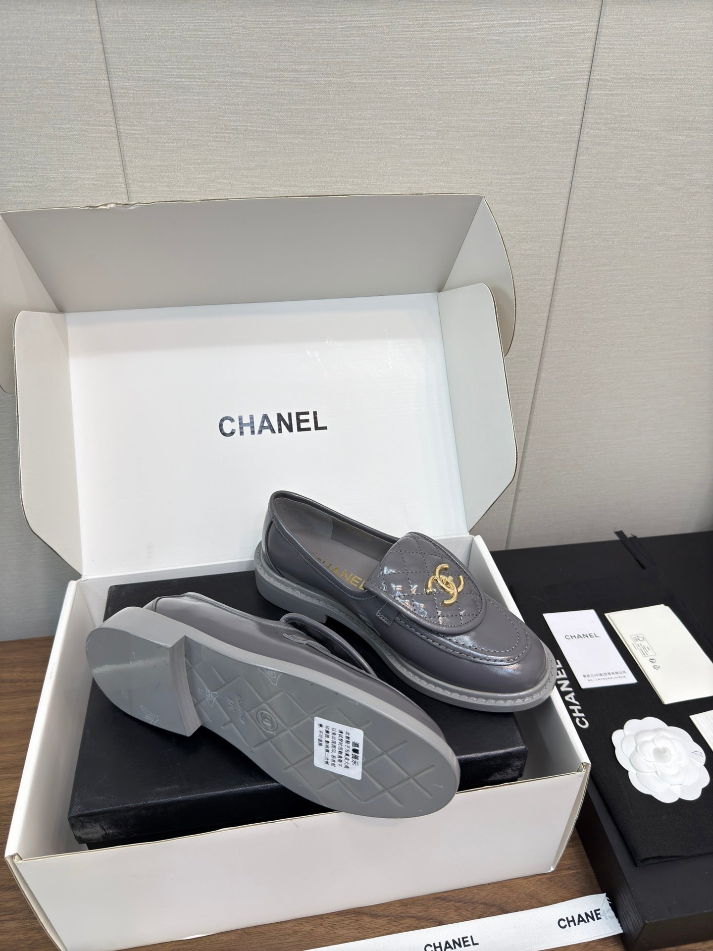 CHANEL MOASIN 2.5 CM IN MOUSE GRAY PREMIUM LAMBSKIN