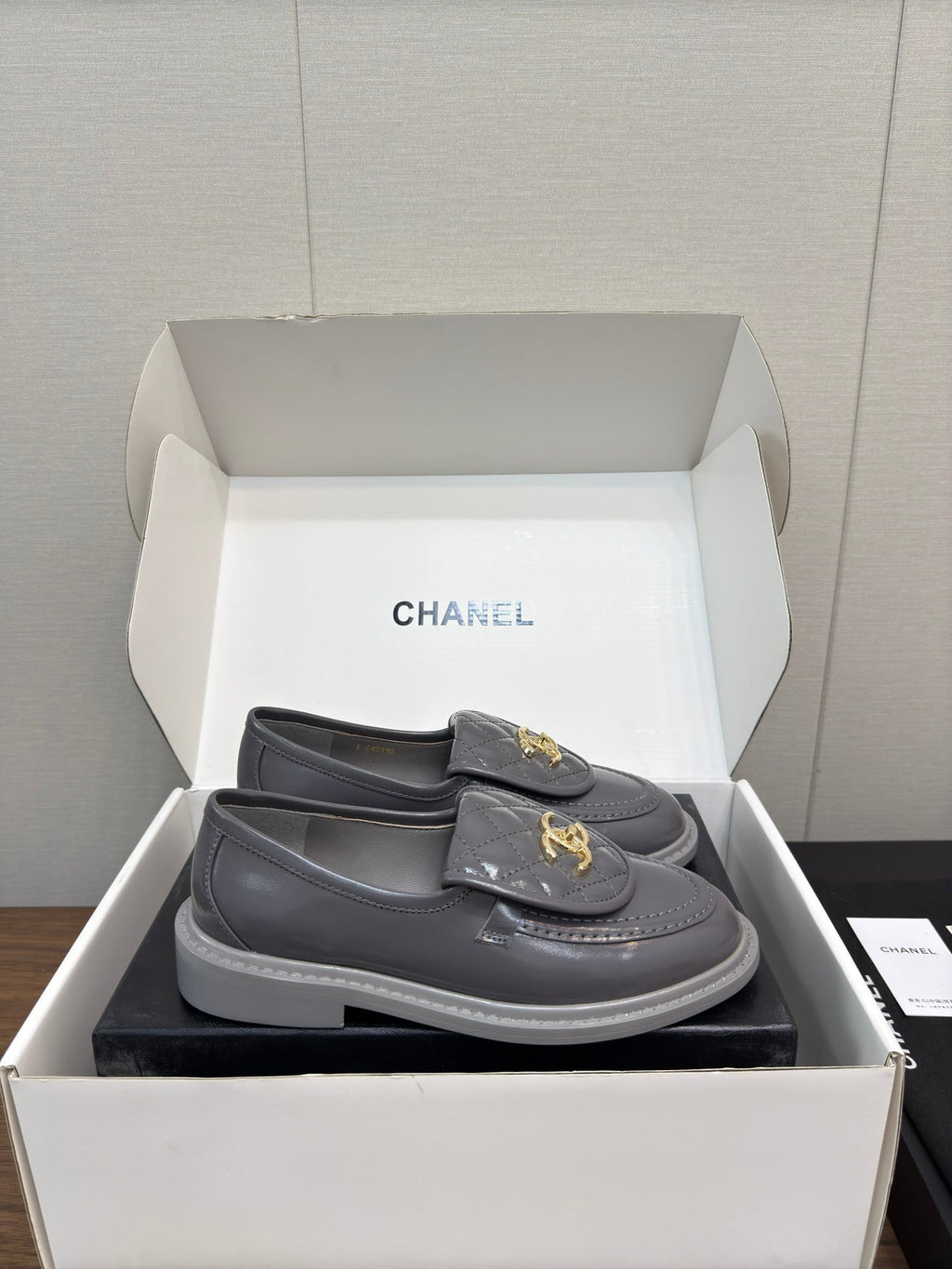 CHANEL MOASIN 2.5 CM IN MOUSE GRAY PREMIUM LAMBSKIN