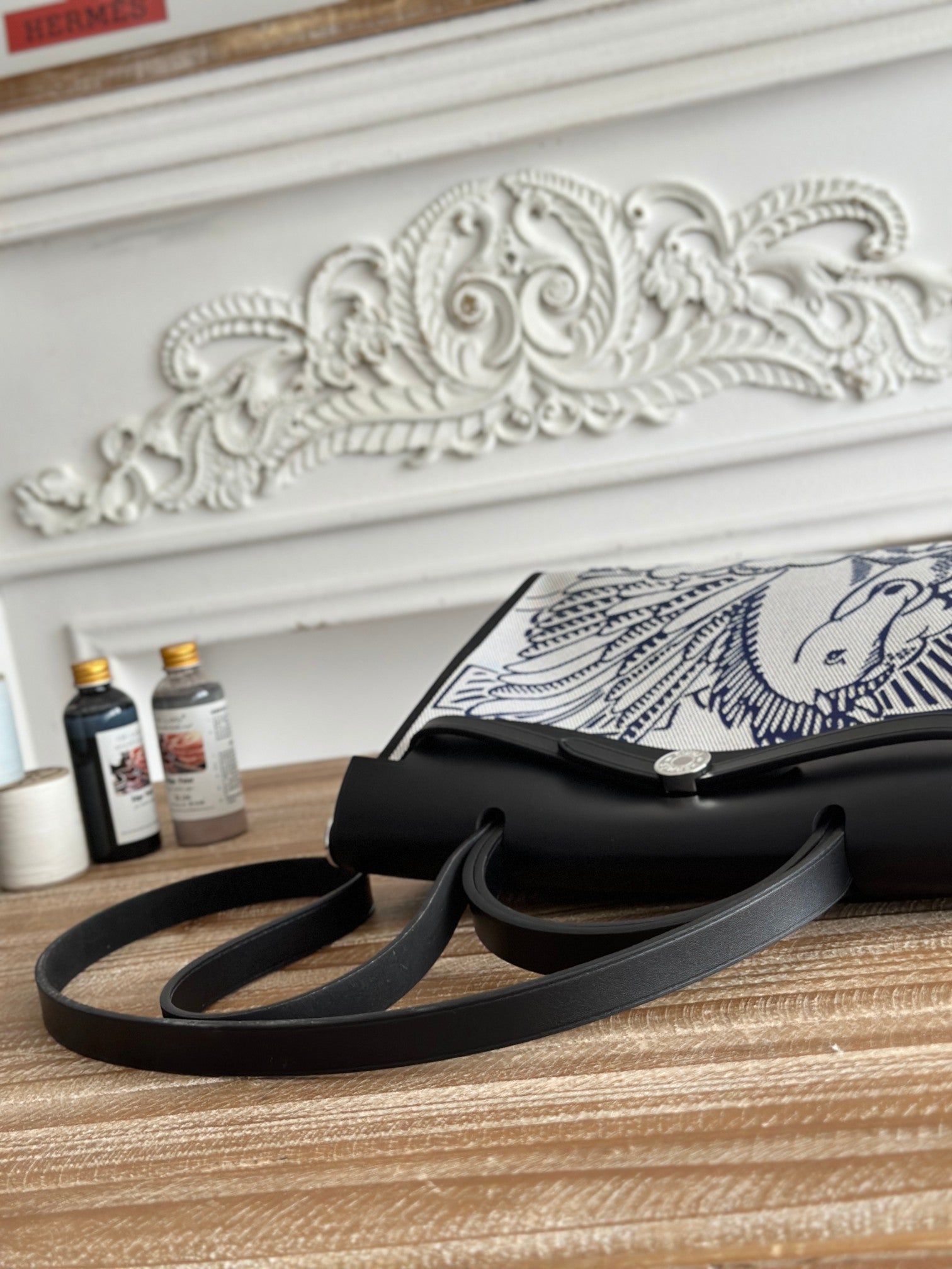 HERMES ZIP CABINE 31 BAG IN WHITE CANVAS AND BLACK CALFSKIN