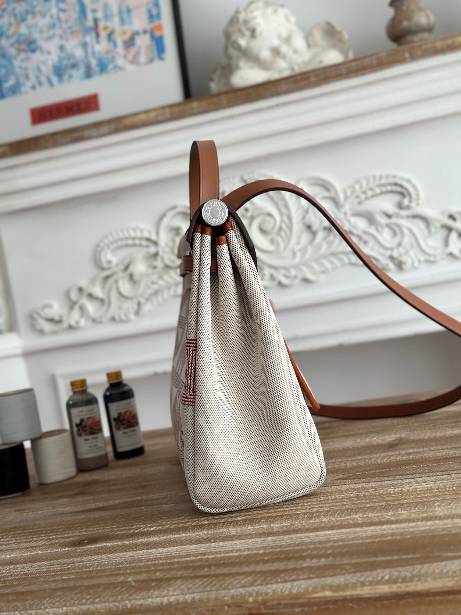 HERMES HERBAG ZIP 31 LAQUERED BAG IN OFF-WHITE MIX RED H PLUME CANVAS