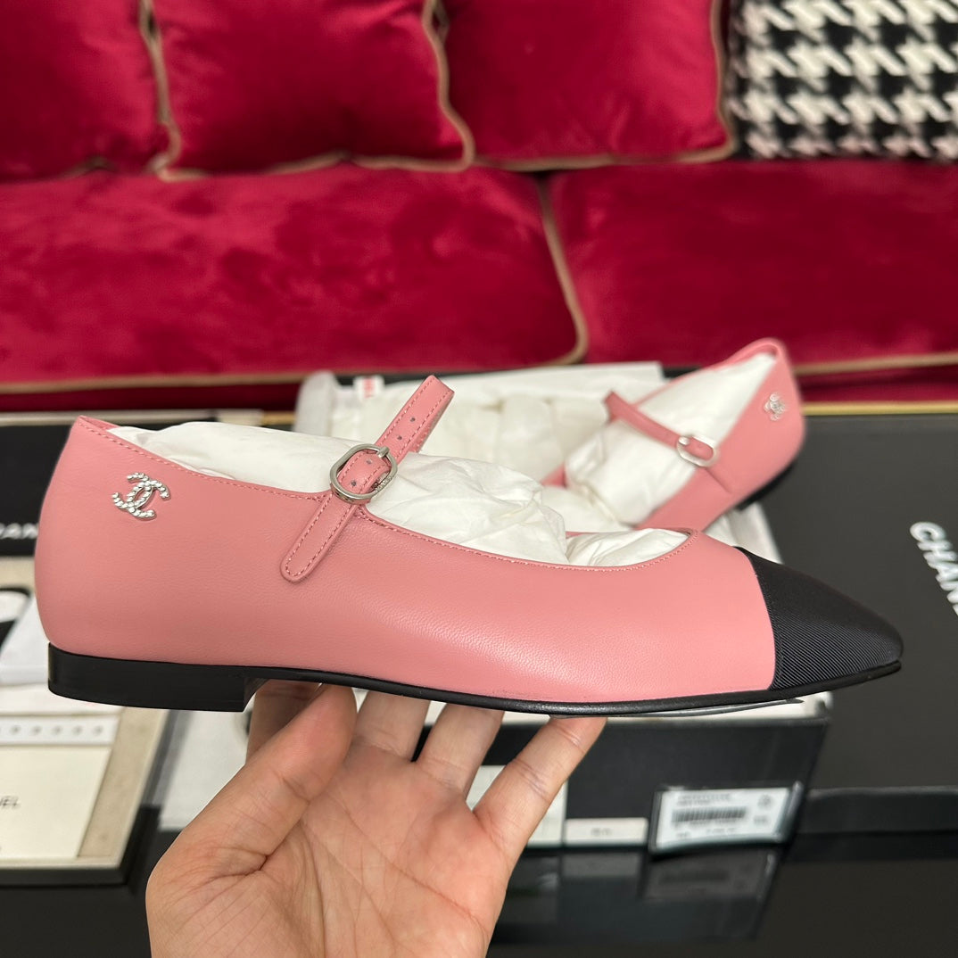 CHANEL MARY JANE HOT PINK CALFSKIN AND BLACK SATIN