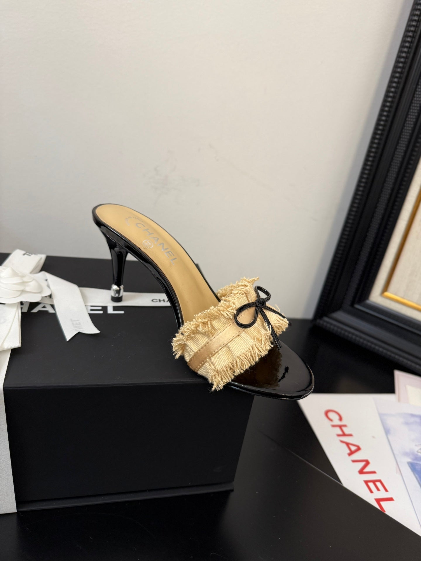 CHANEL SAND YELLOW GROSGRAIN CANVAS BOW MULE SANDALS 90 MM