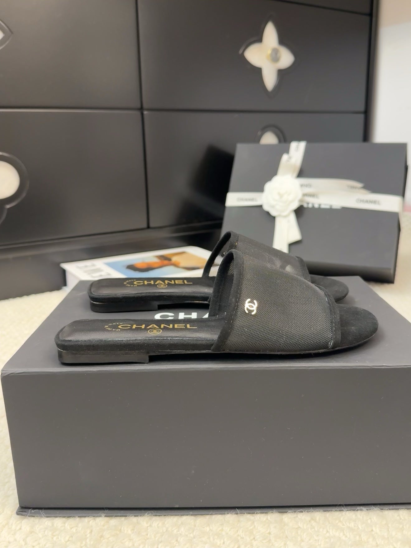 CHANEL FLAT SLIDE IN BLACK MESH AND SUEDE