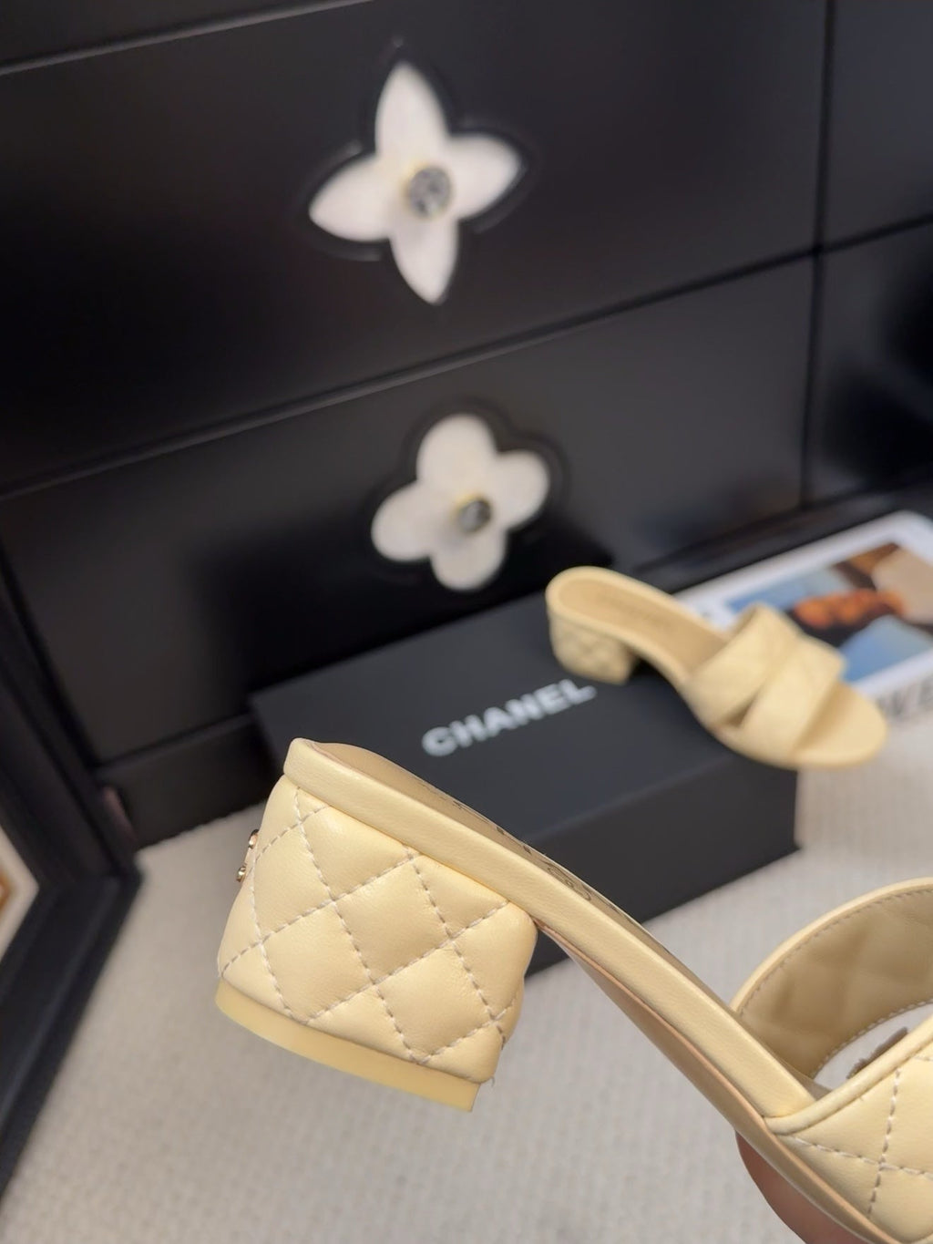 CHANEL 25C Mule Sandal 45mm Open Heel Beige Lambskin 233493