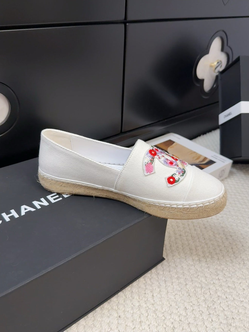 CHANEL LOAFER IN WHITE CANVAS WITH COLORFUL LOGO